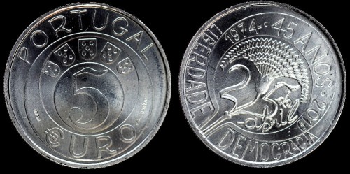 E Portugalia 5 euro 2019 45 rocznica rewolucji gozdzikow.jpeg