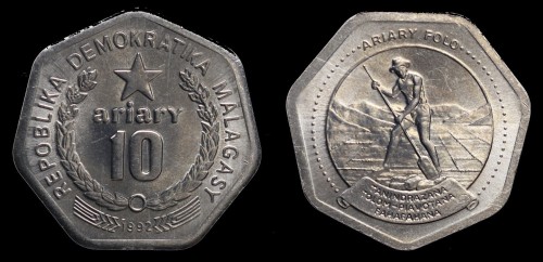 Madagaskar 10 Ariary , KM 18 , 10zł.jpeg
