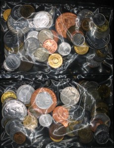 Zestaw monet różnych z całego świata, 50 sztuk