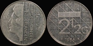 Holandia, 2,5 Guldena, różne roczniki, KM 206, Stan II